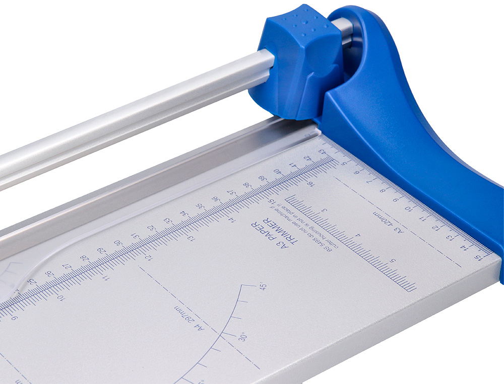 ROGNEUSE Q-CONNECT A3 10F BASE ACIER LAME ROTATIVE AIG  UISE AUTOMATIQUE TABLE IMPRIME GUIDE ANGLE 440X157MM